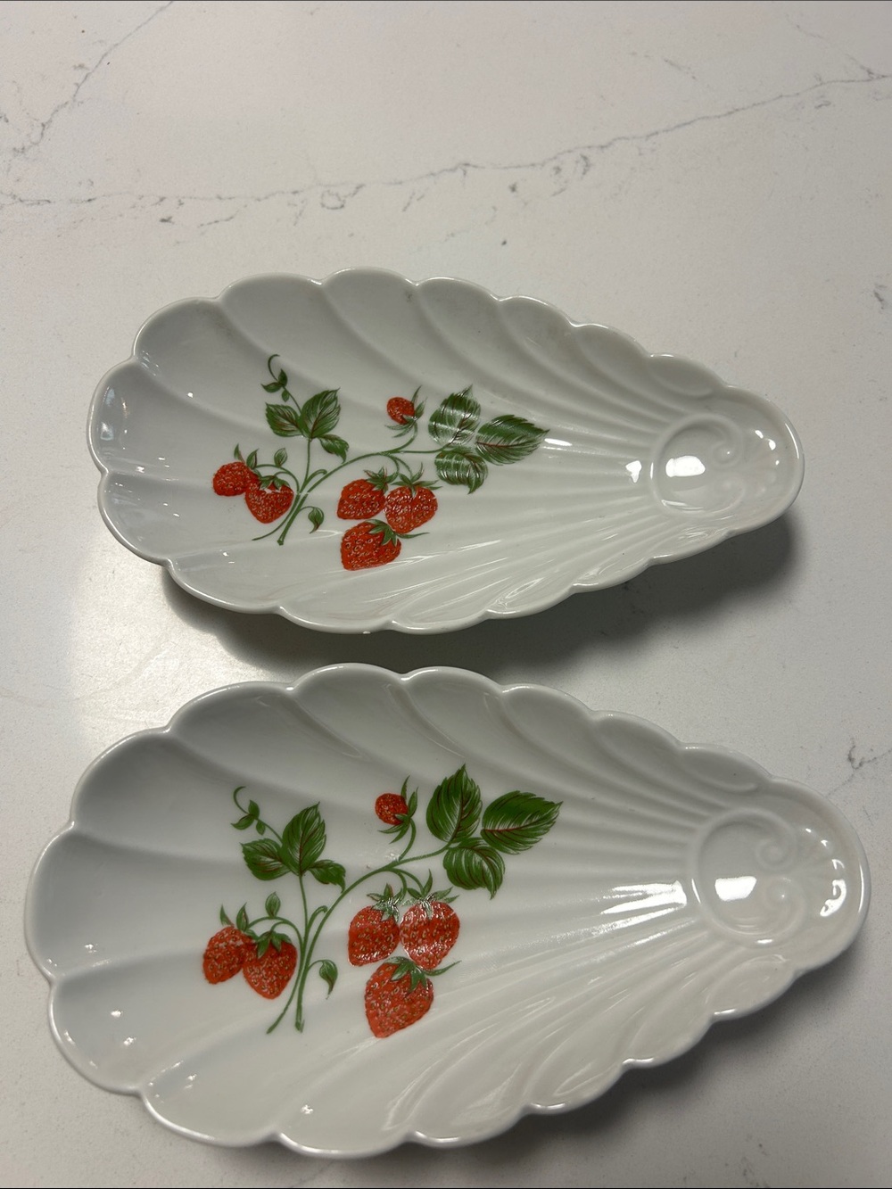 Limoges  White Porcelain Strawberry Shell Dishes